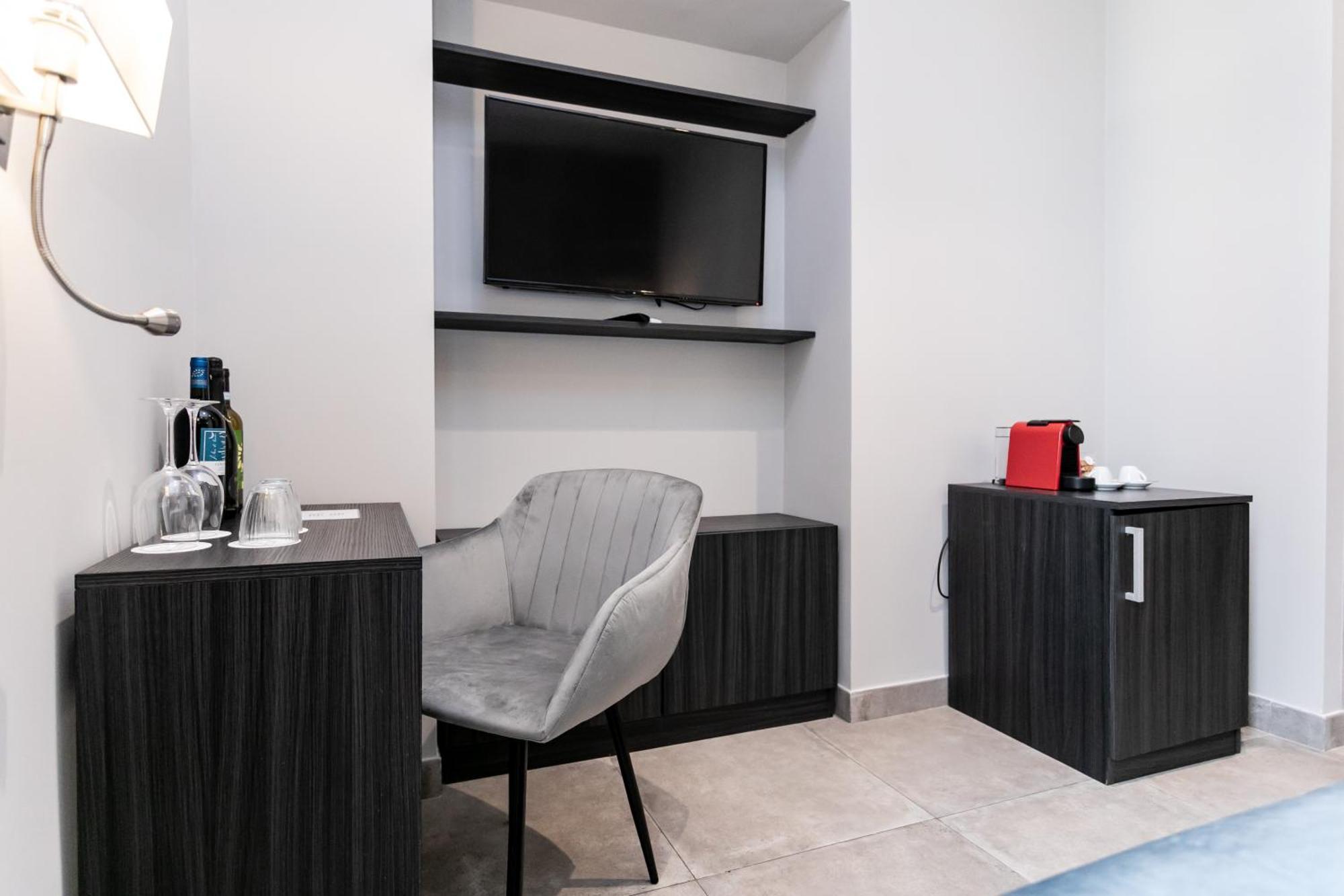 Cesare Ai Cavalieri Suites Roma Exterior foto