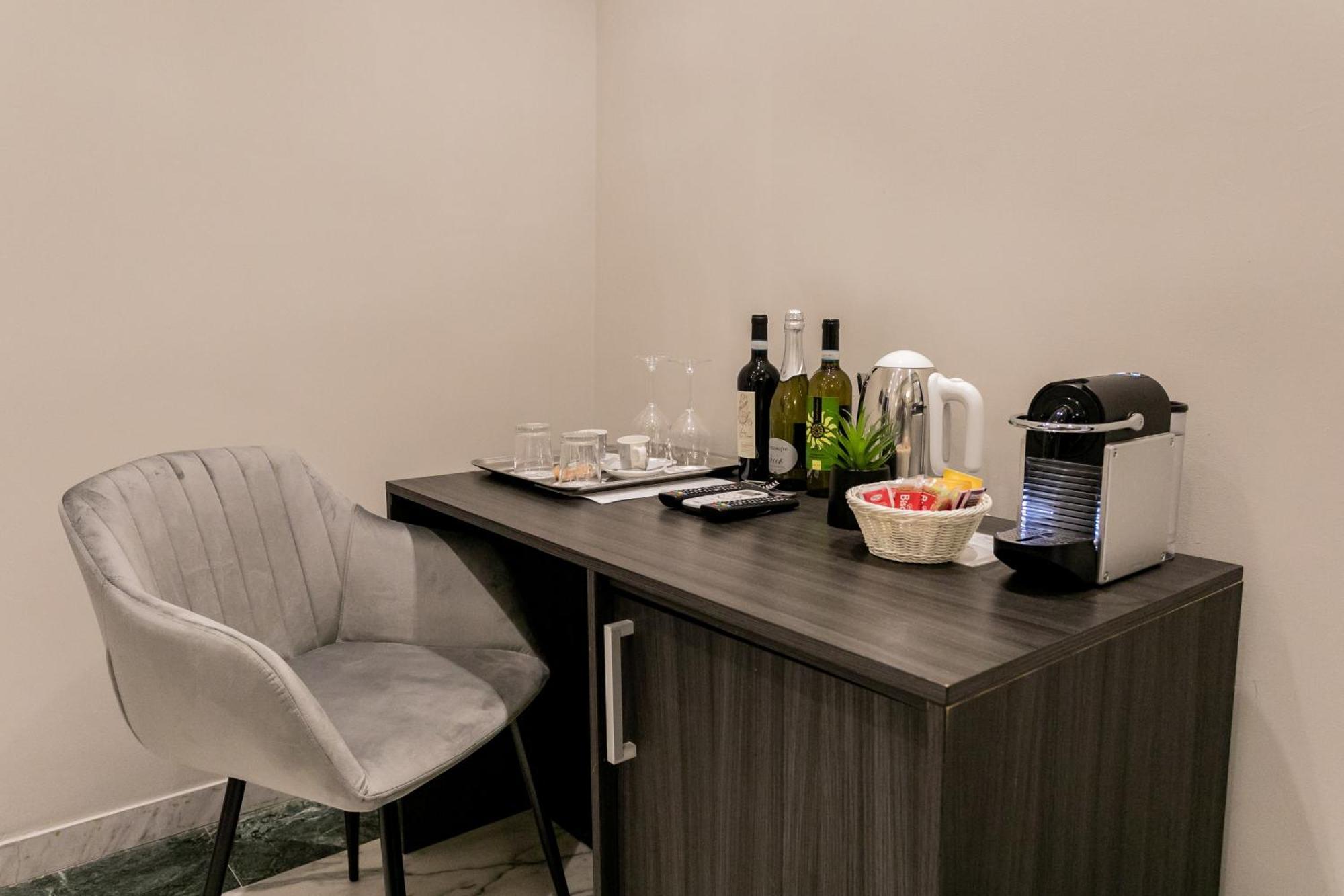 Cesare Ai Cavalieri Suites Roma Exterior foto